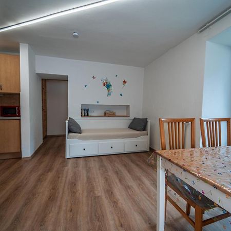 Mias Apartments Рабла Екстер'єр фото