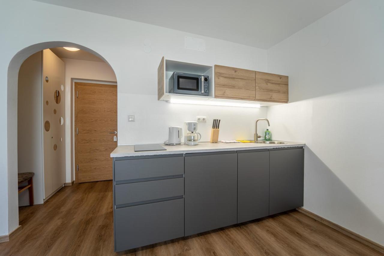 Mias Apartments Рабла Екстер'єр фото
